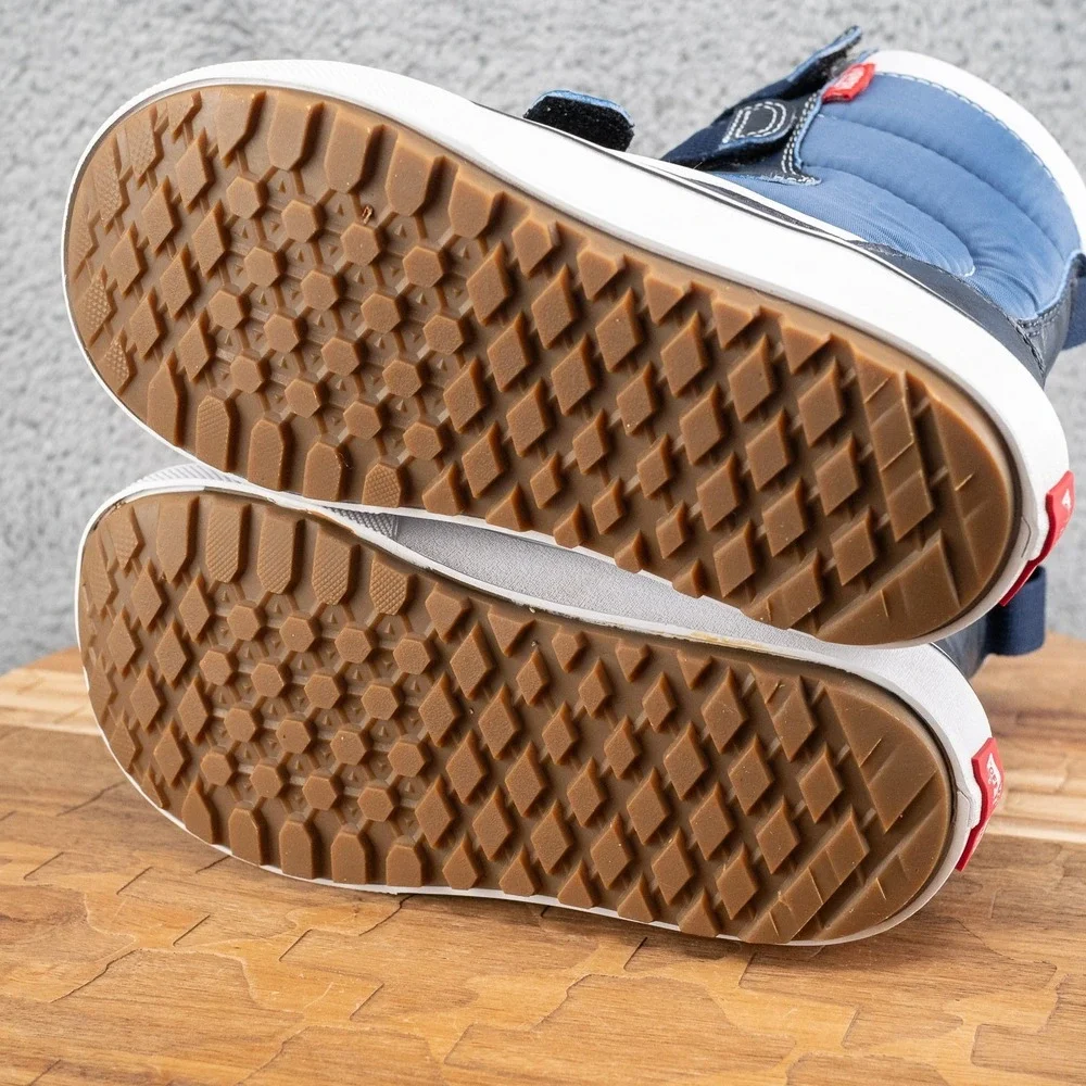 VANS Snow-Cruiser V Vansguard Winter Boots Kids Size‎ 13 Blue Faux Fur Lined